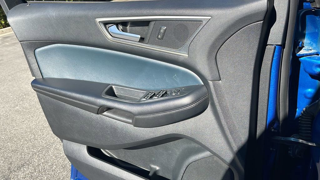 Used 2022 Ford Edge SEL w/ Sport Appearance Package image 25