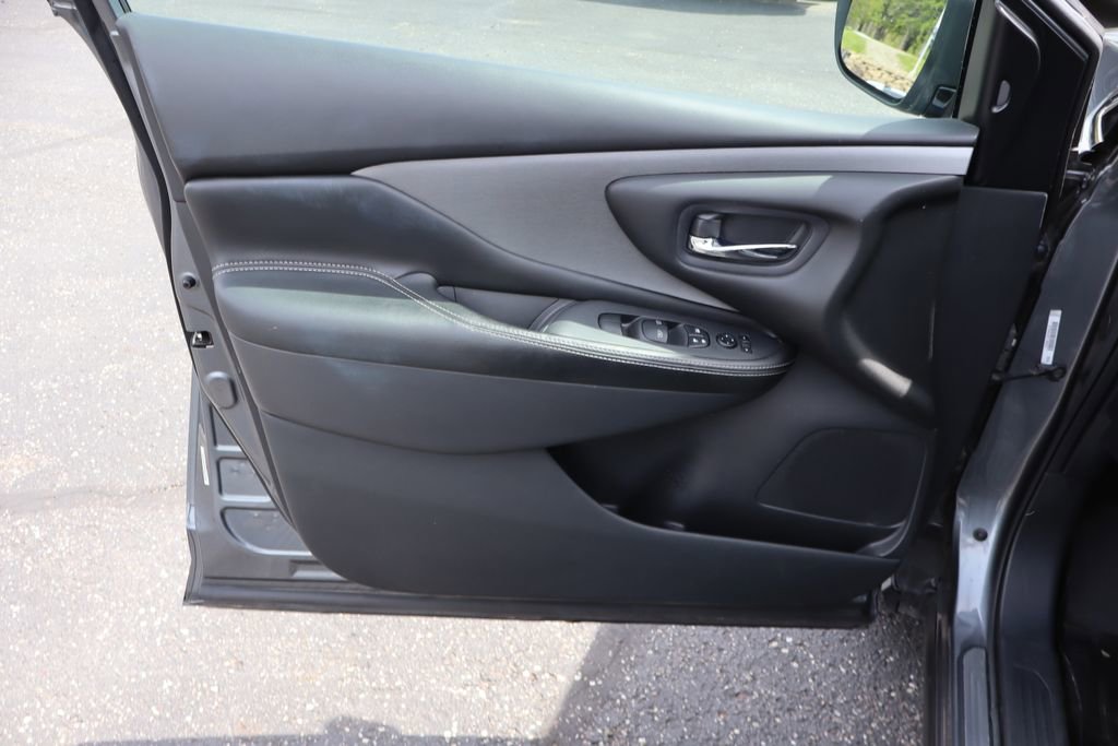 Used 2020 Nissan Murano SV AWD/4WD image 23
