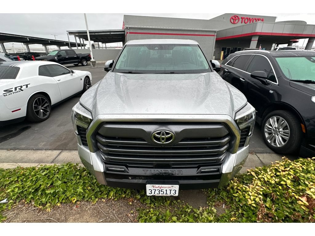 Used 2023 Toyota Tundra Limited AWD/4WD image 3