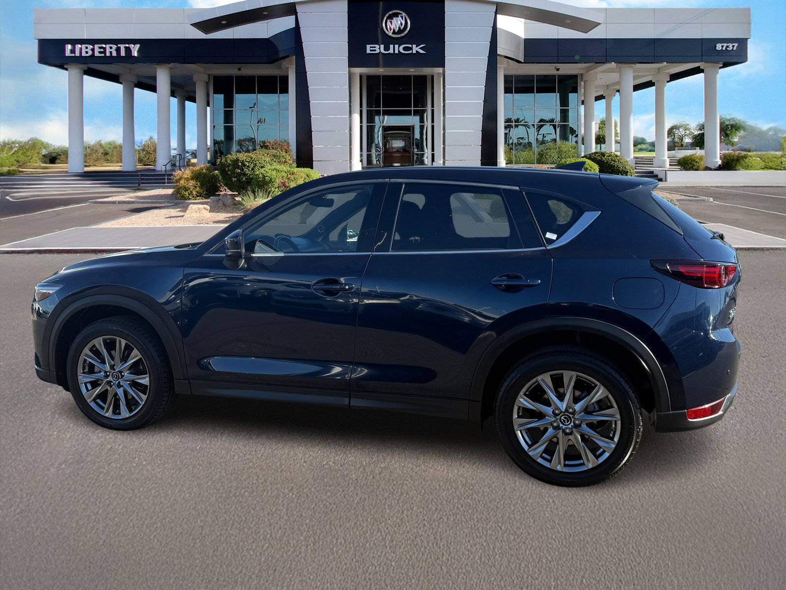Used 2020 MAZDA CX-5 Signature image 7