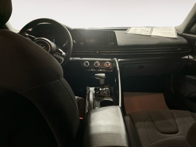 Used 2024 Hyundai Elantra SE image 11