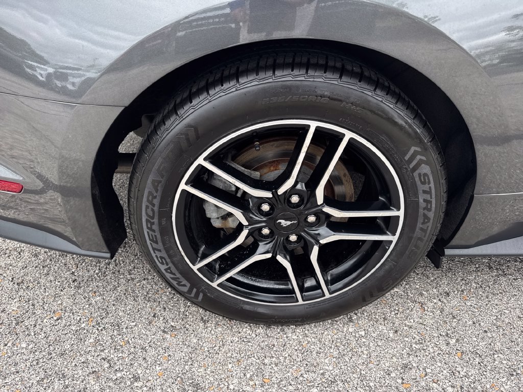 Used 2020 Ford Mustang GT Premium RWD image 5