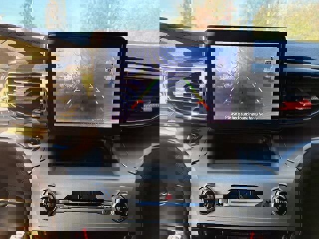 Used 2021 Ford Explorer XLT w/ Equipment Group 202A image 32