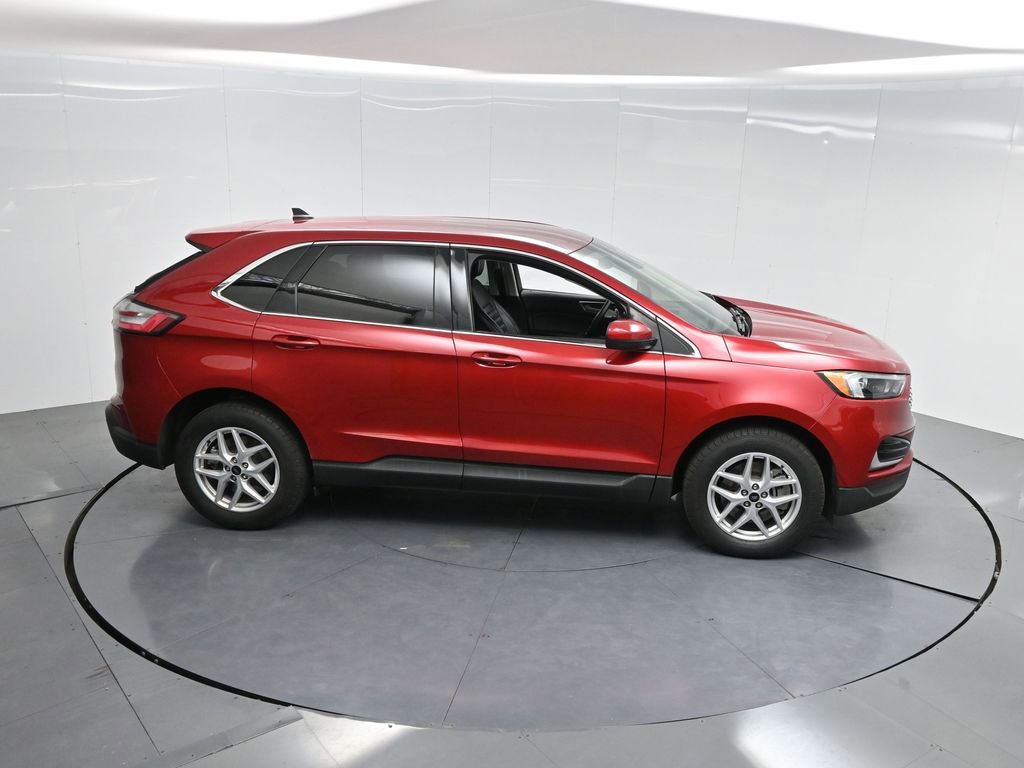 Used 2023 Ford Edge SEL image 45