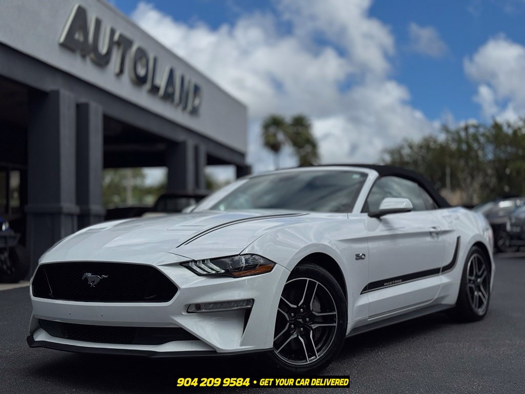 Used 2022 Ford Mustang GT Premium RWD image 2