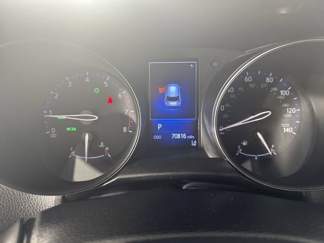Used 2018 Toyota C-HR XLE FWD image 16
