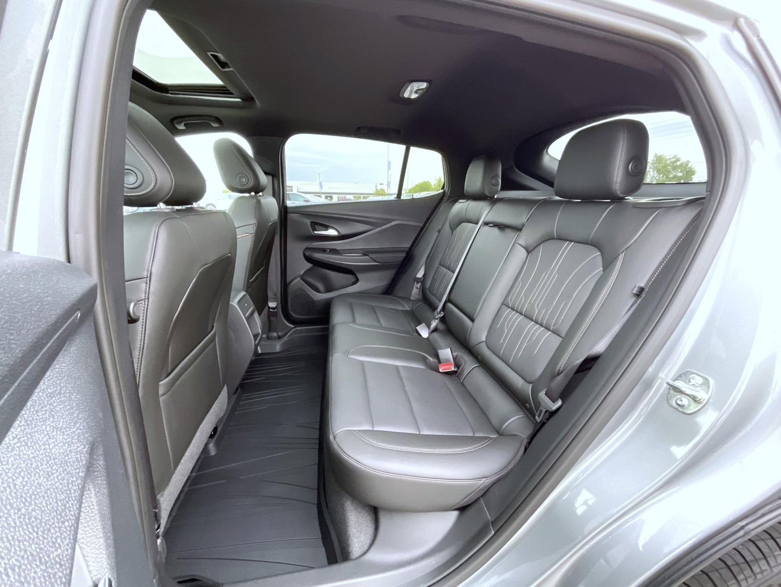 New 2026 Buick Envista Avenir image 19