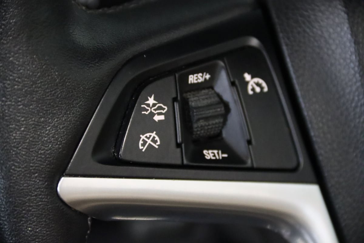 Used 2018 Buick Cascada Premium FWD image 17