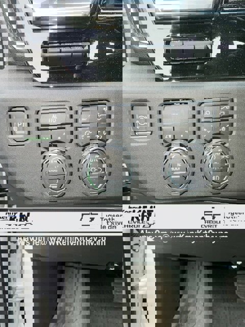 Certified 2022 Chevrolet Silverado 1500 LTZ w/ Technology Package image 35