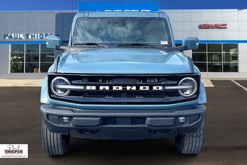 Used 2023 Ford Bronco Outer Banks image 2