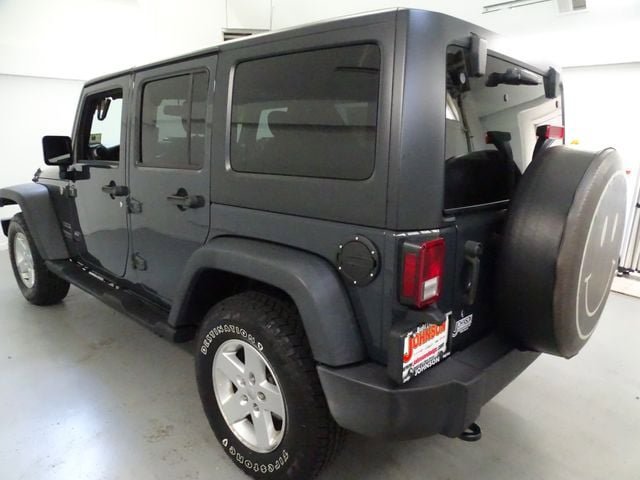 Used 2017 Jeep Wrangler Unlimited Sport w/ Quick Order Package 24S AWD/4WD image 15
