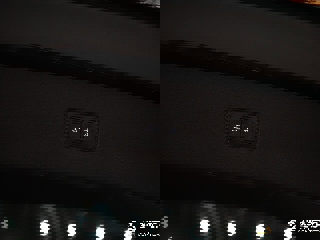 Used 2022 Audi Q7 image 39