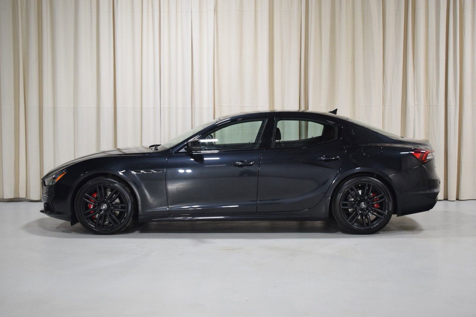 Used 2022 Maserati Ghibli Modena Q4 image 5