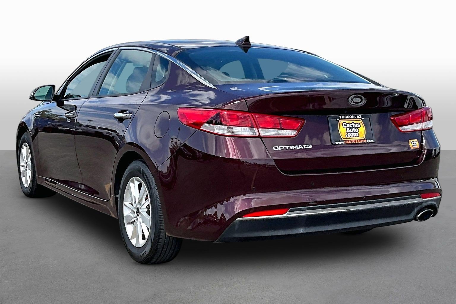 Used 2018 Kia Optima LX FWD image 11