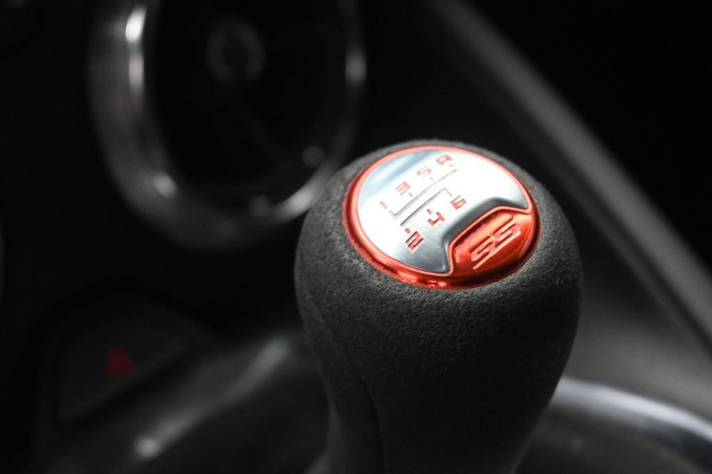Used 2022 Chevrolet Camaro SS RWD image 20