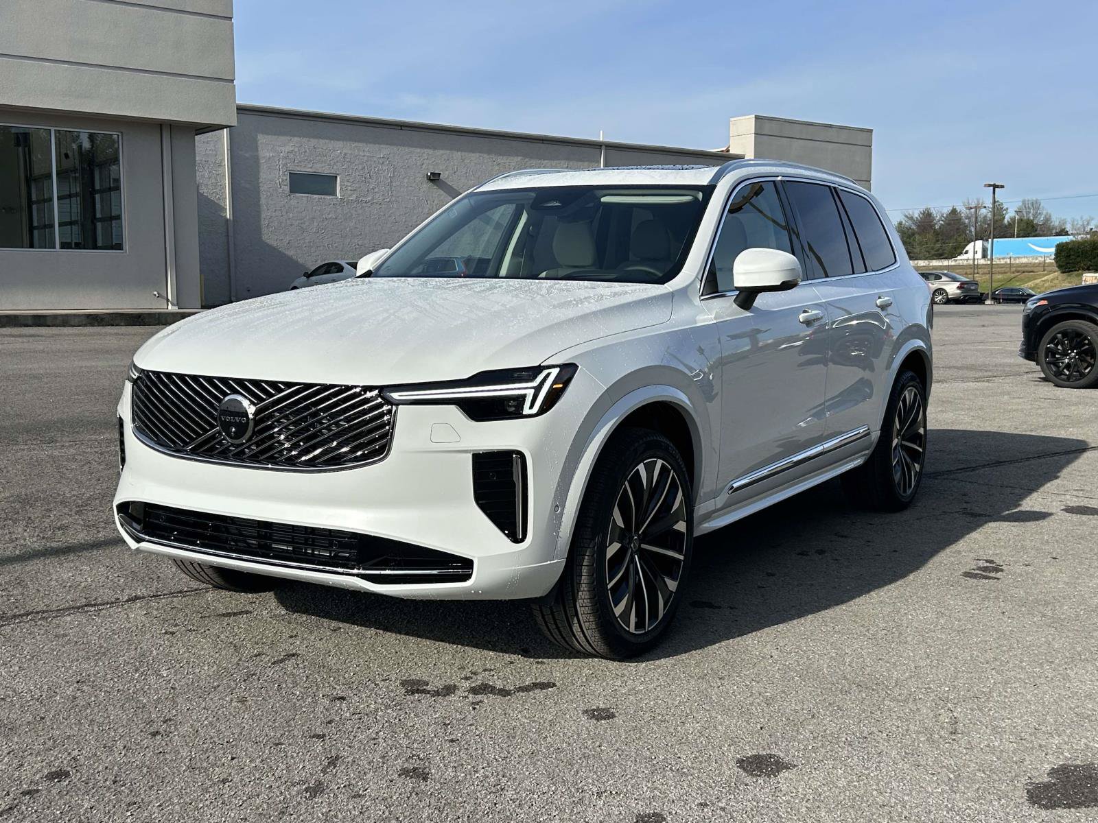 New 2026 Volvo XC90 B6 Ultra w/ Protection Package AWD/4WD image 7