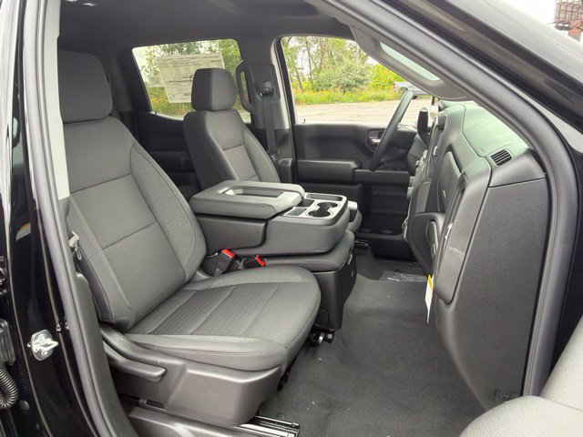 New 2026 Chevrolet Silverado 1500 Custom w/ Turbomax Blackout Package AWD/4WD image 28