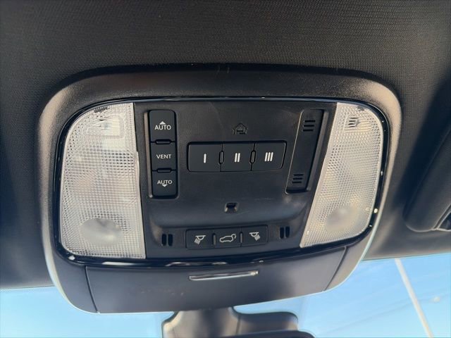 Used 2024 Dodge Durango GT image 24