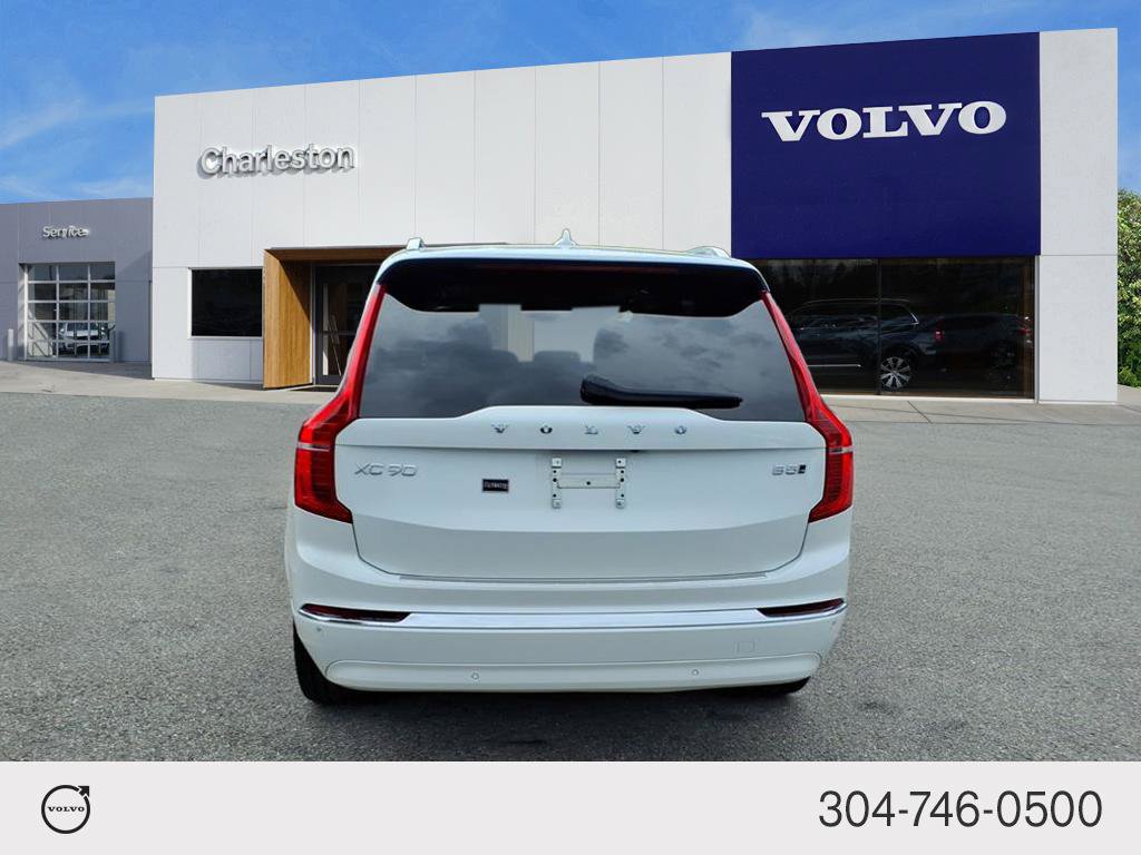 Certified 2025 Volvo XC90 B5 Core w/ Protection Package Premier AWD/4WD image 4