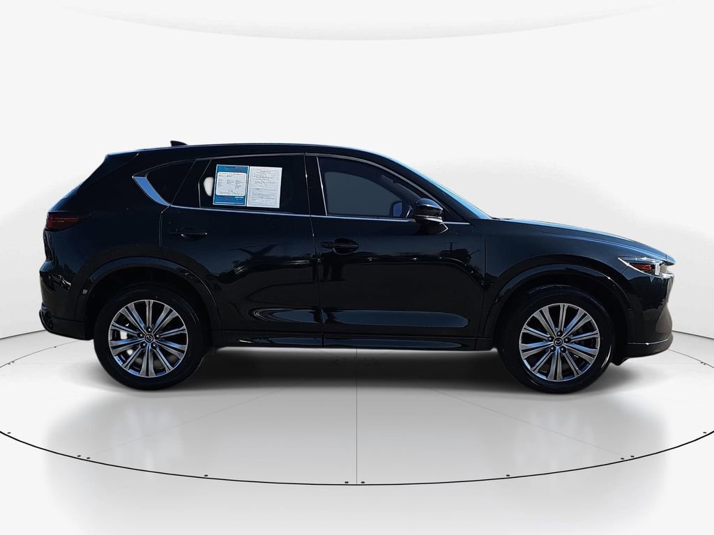 Used 2022 MAZDA CX-5 Signature image 3