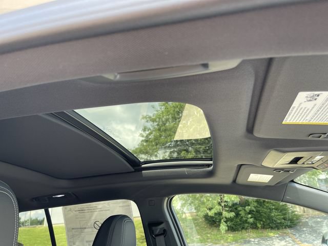 New 2026 Chevrolet Equinox EV LT FWD image 22