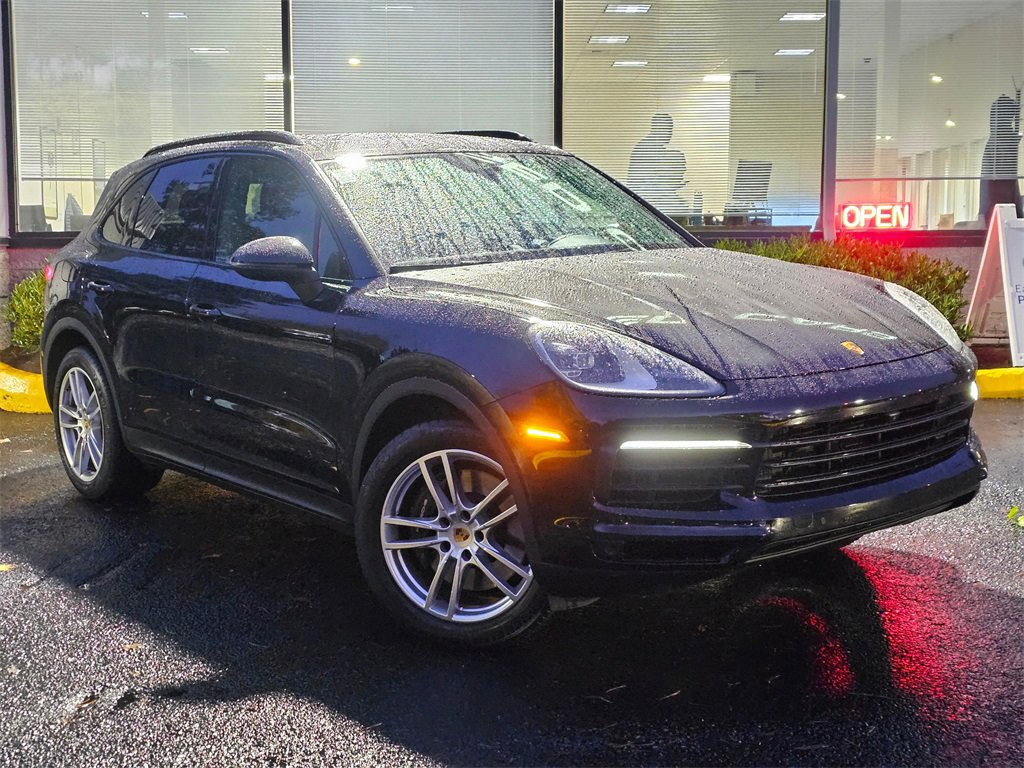 Used 2022 Porsche Cayenne image 1