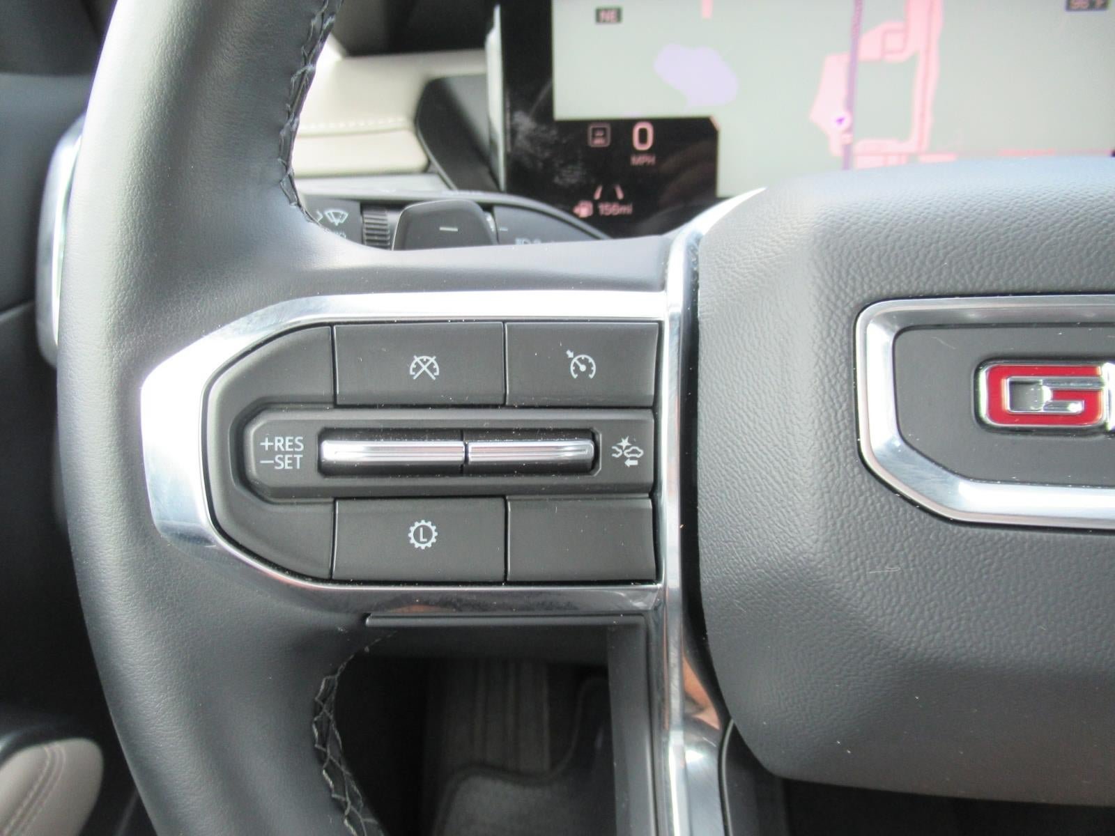 Used 2026 GMC Acadia Elevation w/ Elevation Premium Package FWD image 26