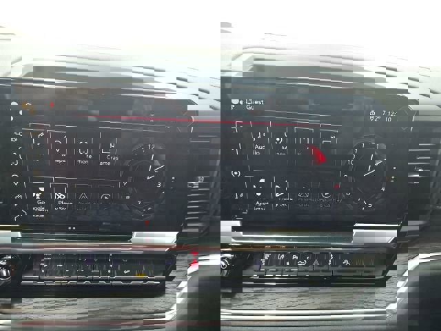 New 2026 GMC Sierra 3500 SLT w/ SLT Premium Package AWD/4WD image 5