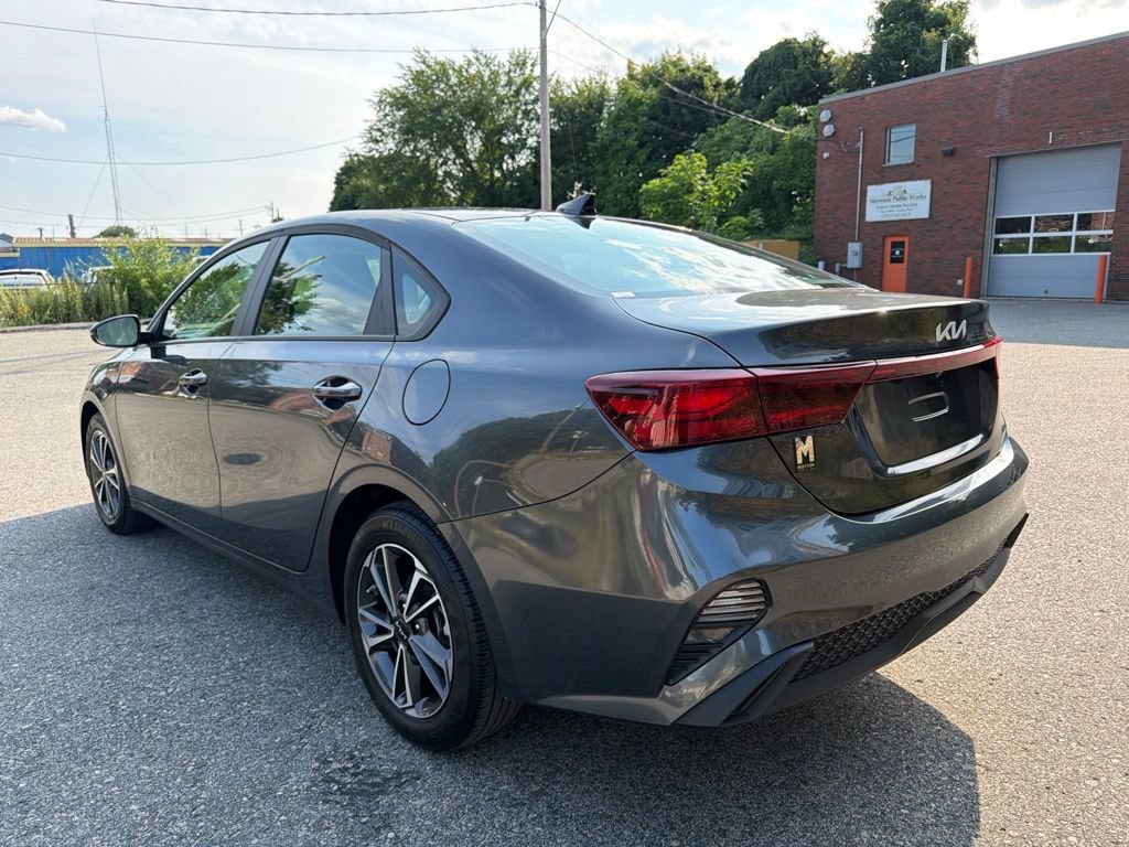 Certified 2024 Kia Forte LXS w/ LXS Technology Package FWD image 4