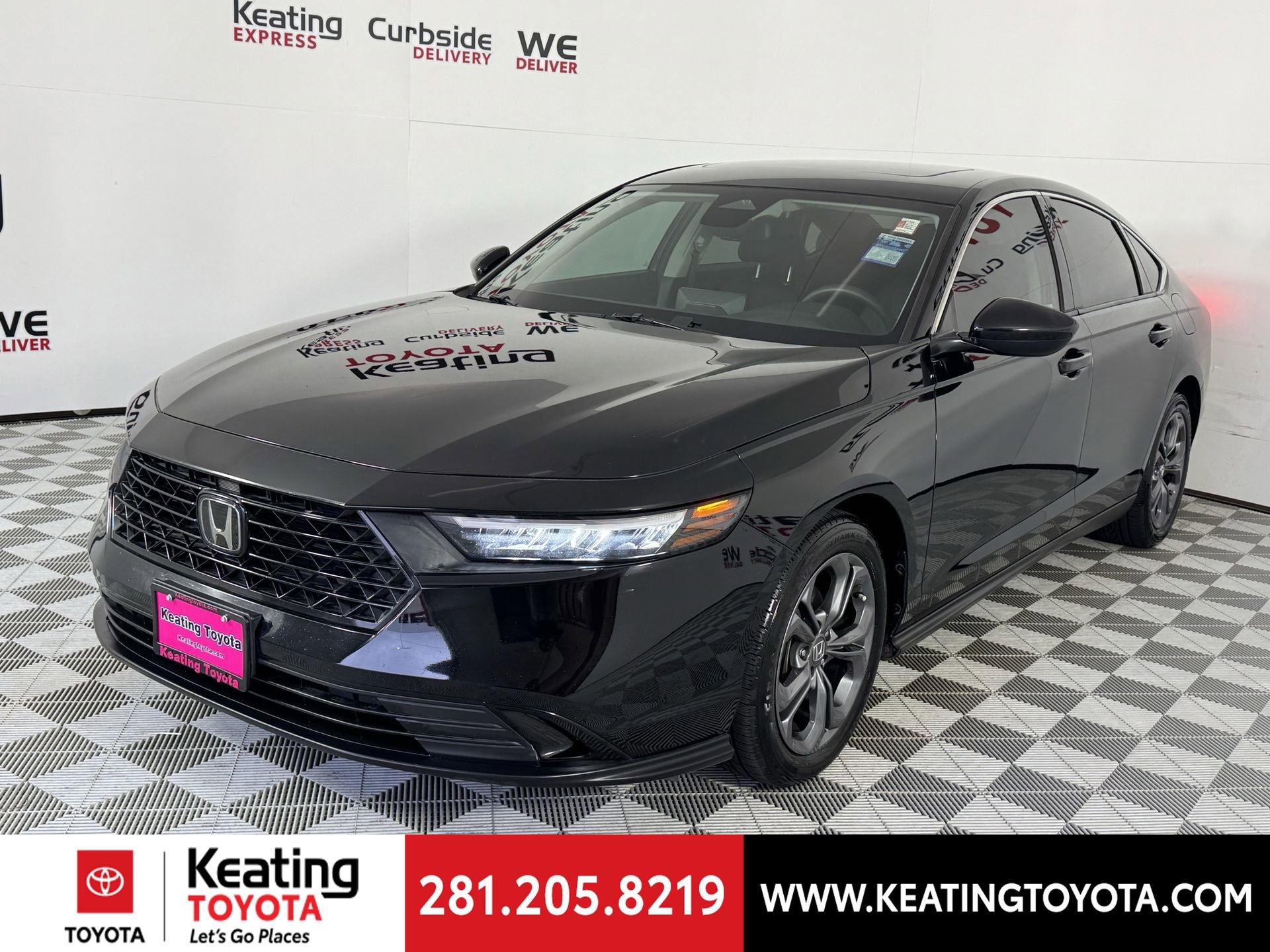 Used 2023 Honda Accord EX image 9