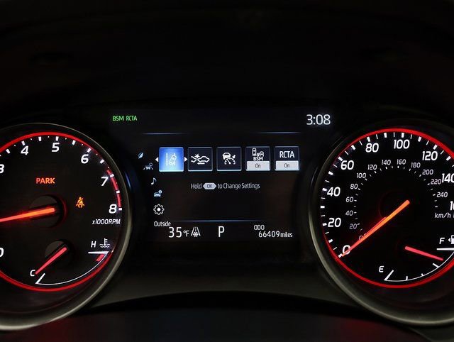 Used 2023 Toyota Camry XSE image 18