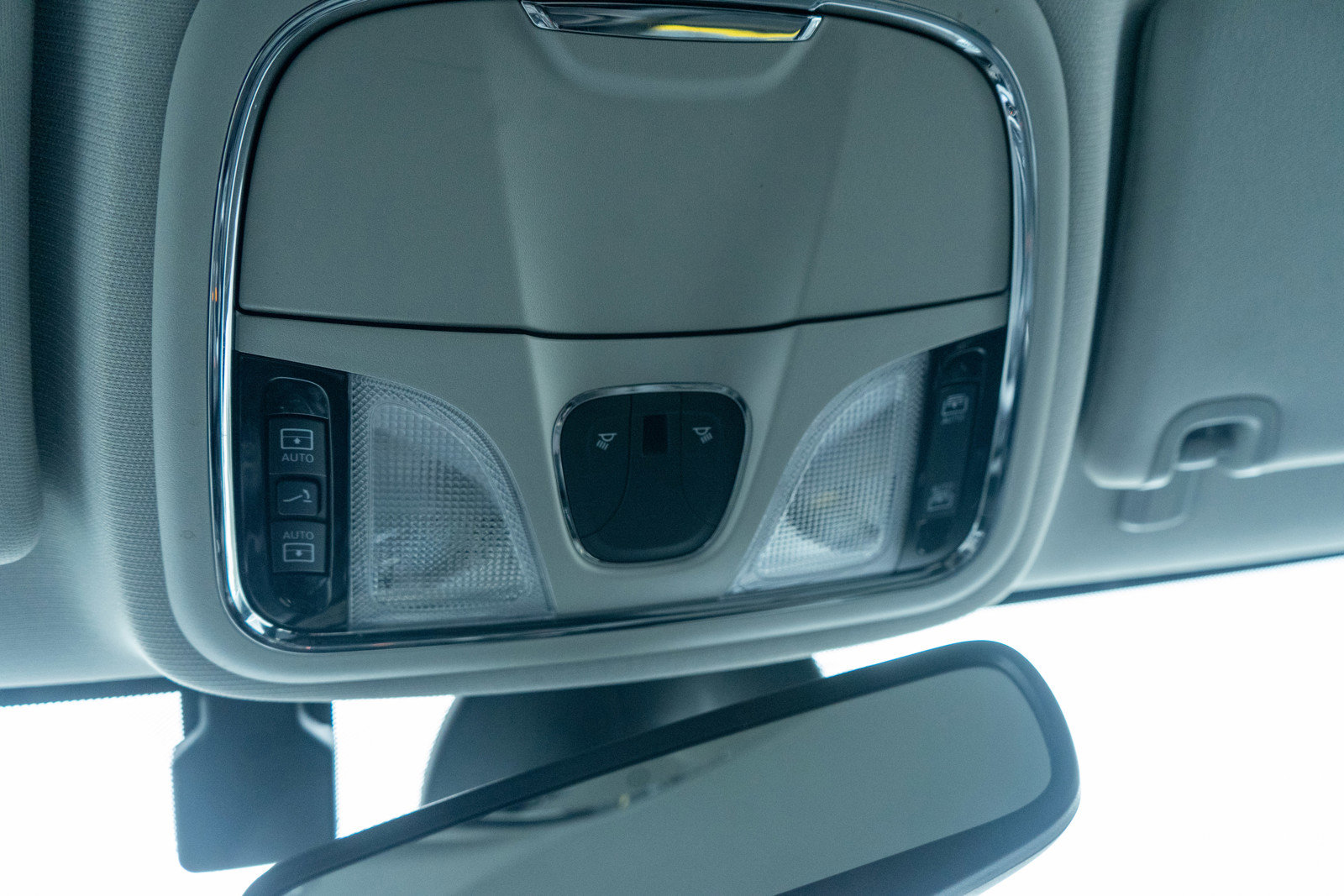 Used 2021 Jeep Cherokee Limited image 24