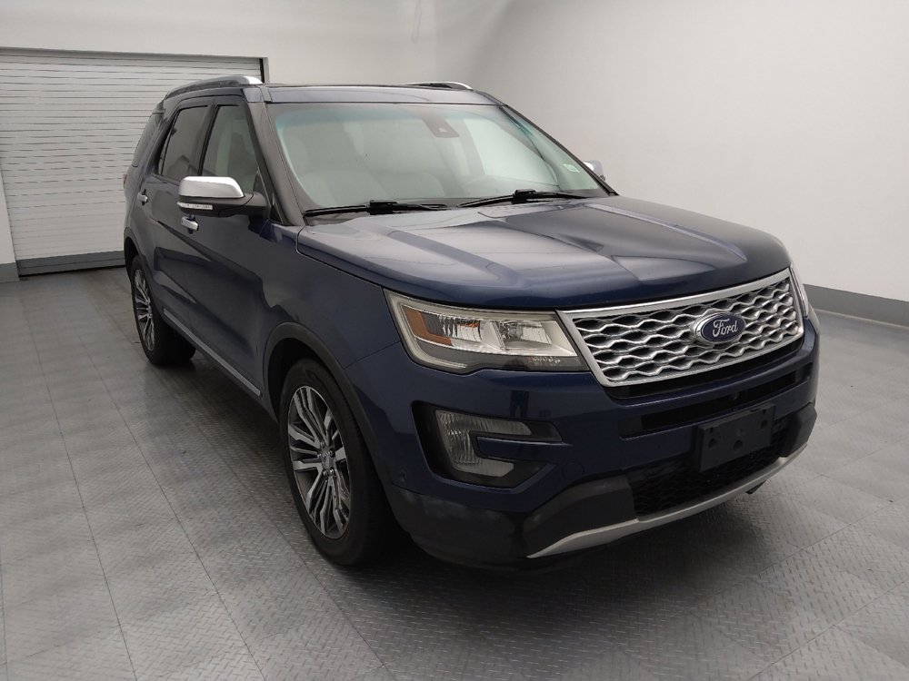 Used 2017 Ford Explorer Platinum image 13
