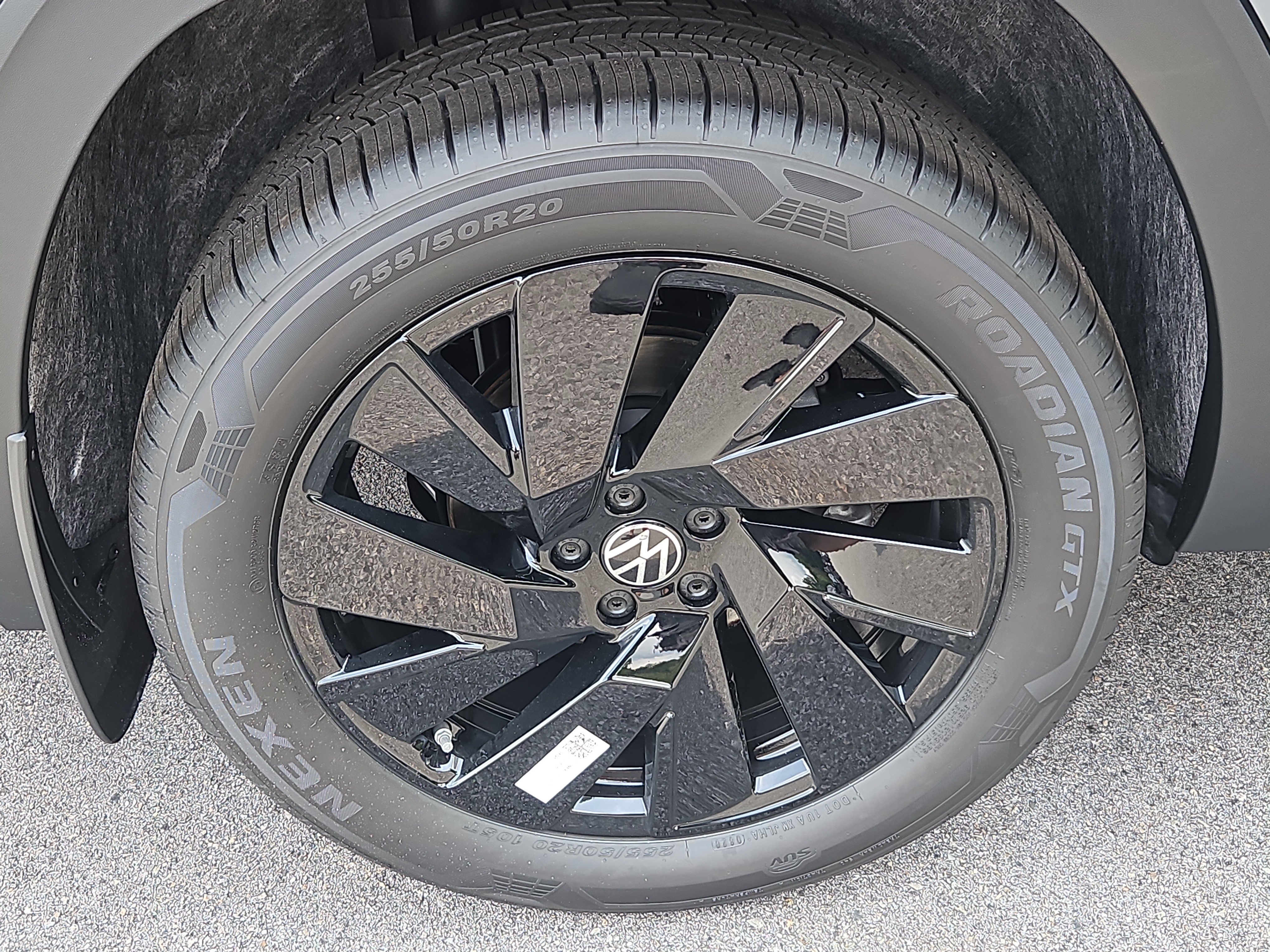 New 2026 Volkswagen Atlas SE AWD/4WD image 3