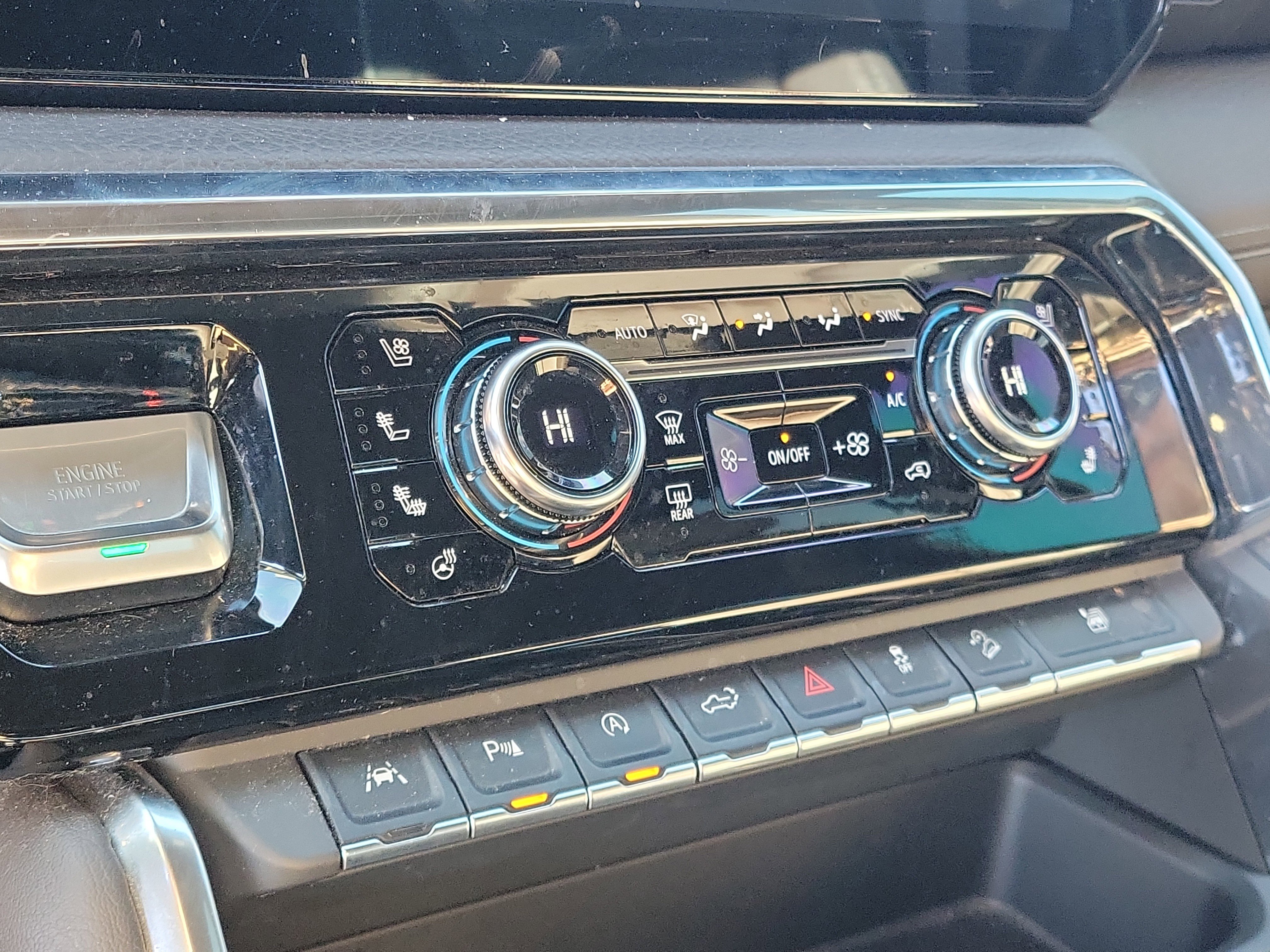 Used 2024 GMC Sierra 1500 Denali image 31