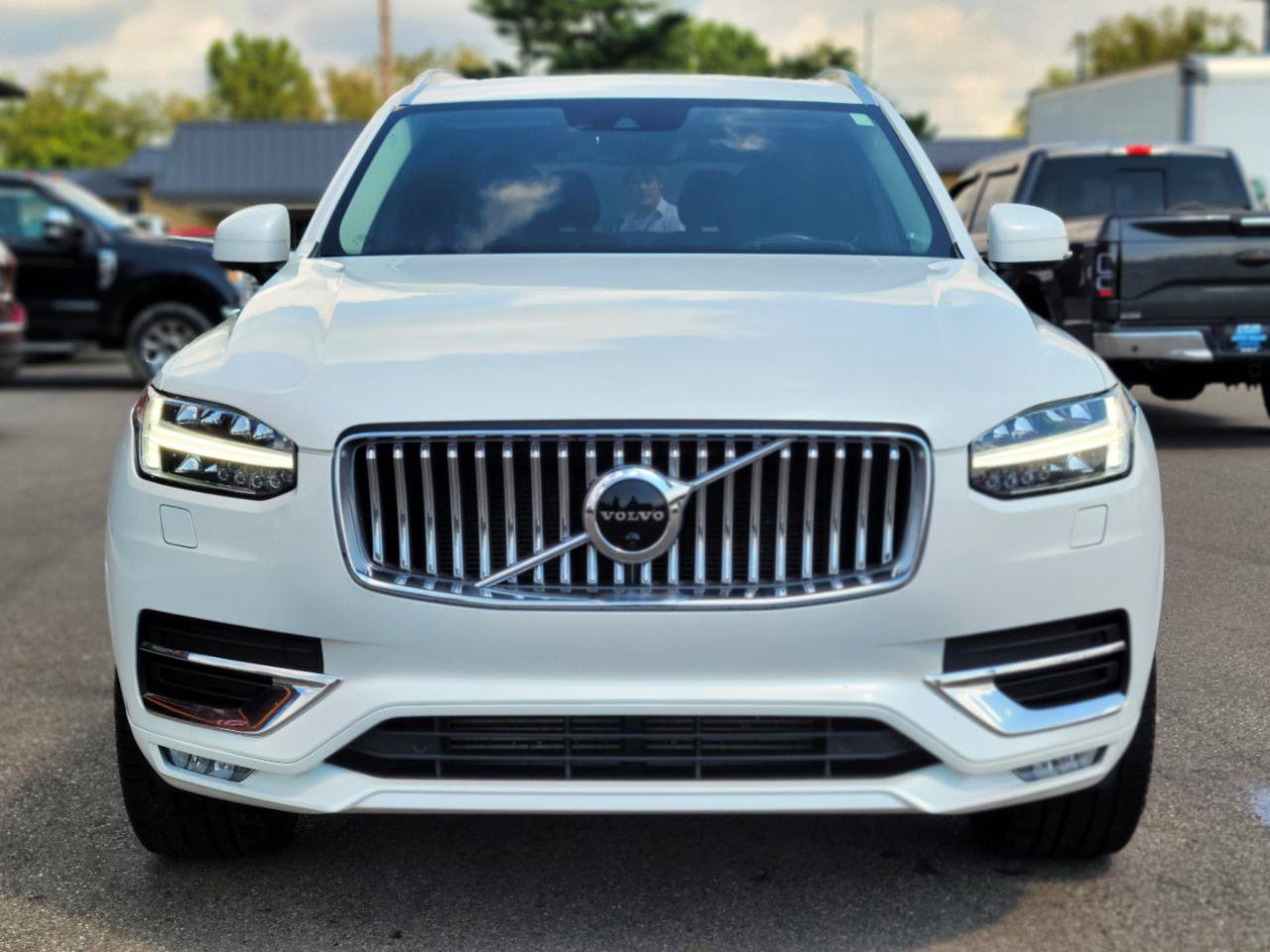 Used 2020 Volvo XC90 T6 Inscription AWD/4WD image 2