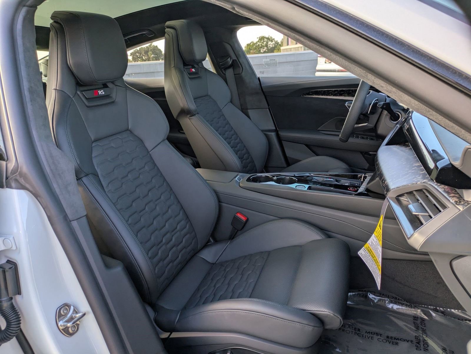 New 2026 Audi RS e-tron GT performance image 10