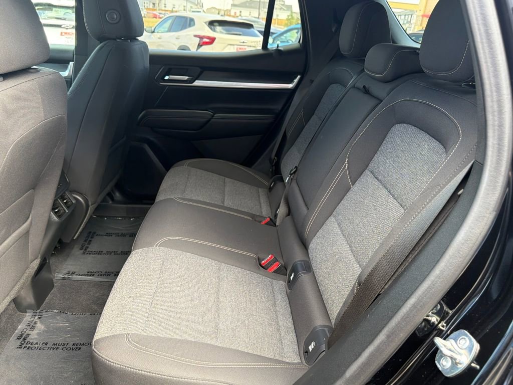 Used 2025 GMC Terrain Elevation image 23