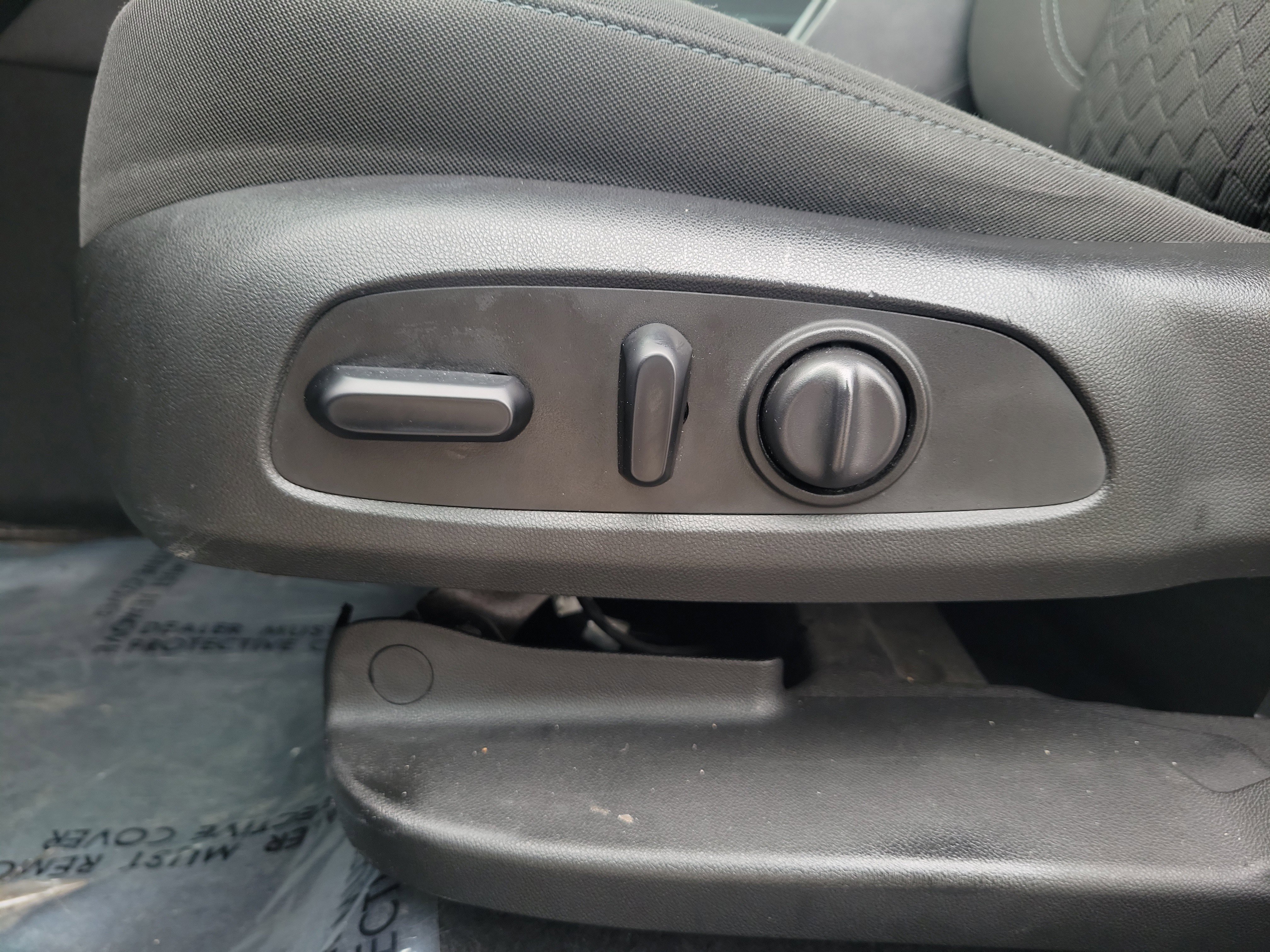 Used 2020 Chevrolet Blazer LT image 18