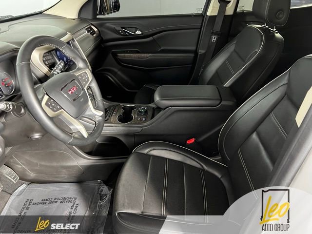 Used 2023 GMC Acadia Denali AWD/4WD image 11