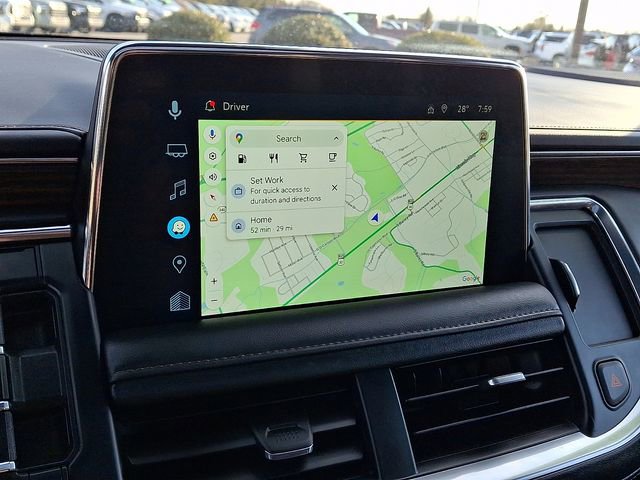 Used 2023 Chevrolet Suburban High Country image 18