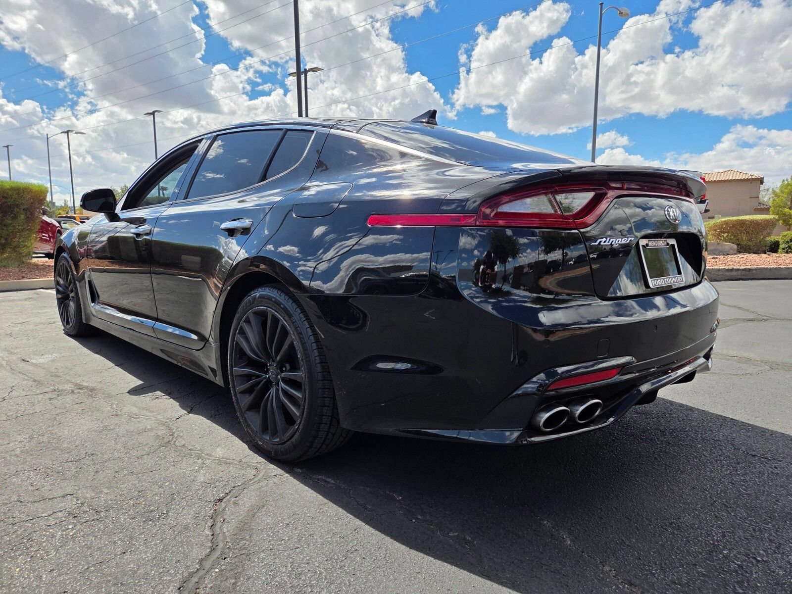 Used 2018 Kia Stinger Premium RWD image 4