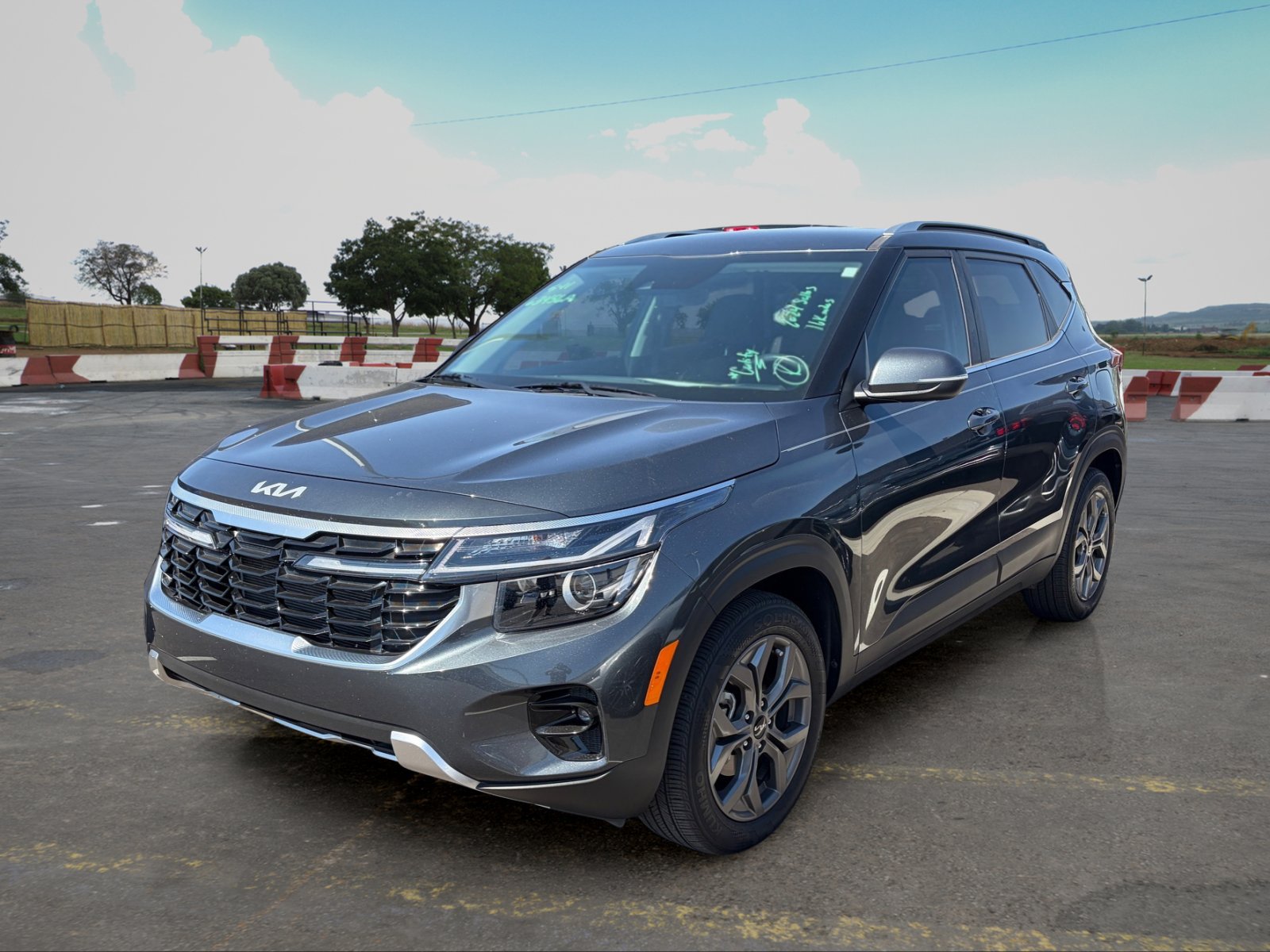 Certified 2024 Kia Seltos S FWD image 5