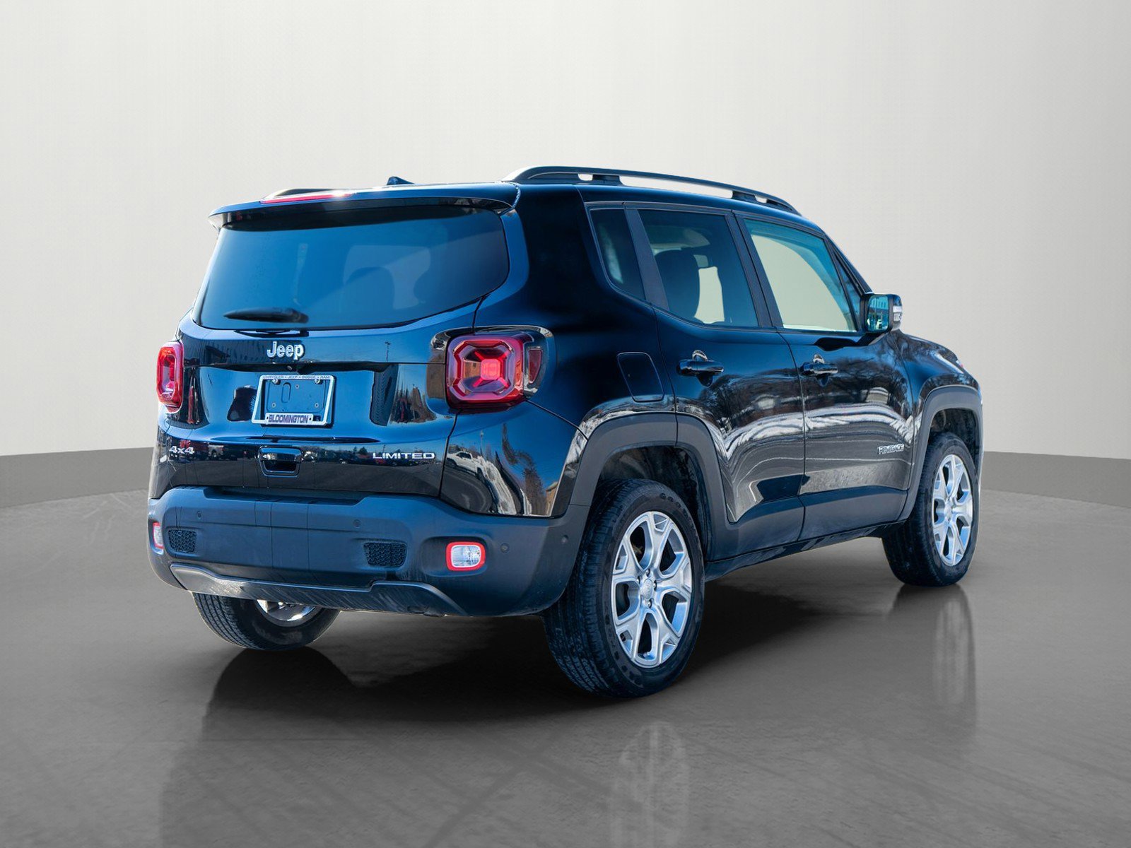Used 2023 Jeep Renegade Limited w/ Limited Elite Group image 7