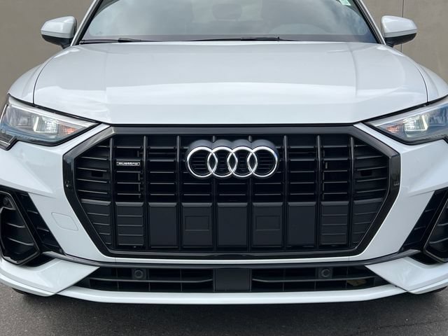 Used 2022 Audi Q3 2.0T Premium AWD/4WD video 4
