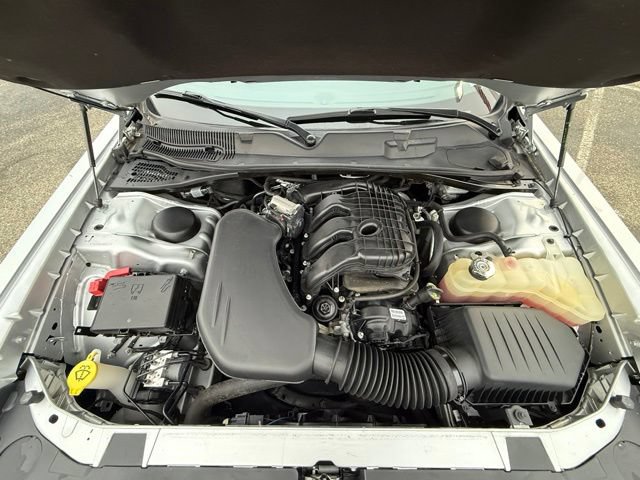 Used 2023 Dodge Challenger SXT w/ Blacktop Package AWD/4WD image 27