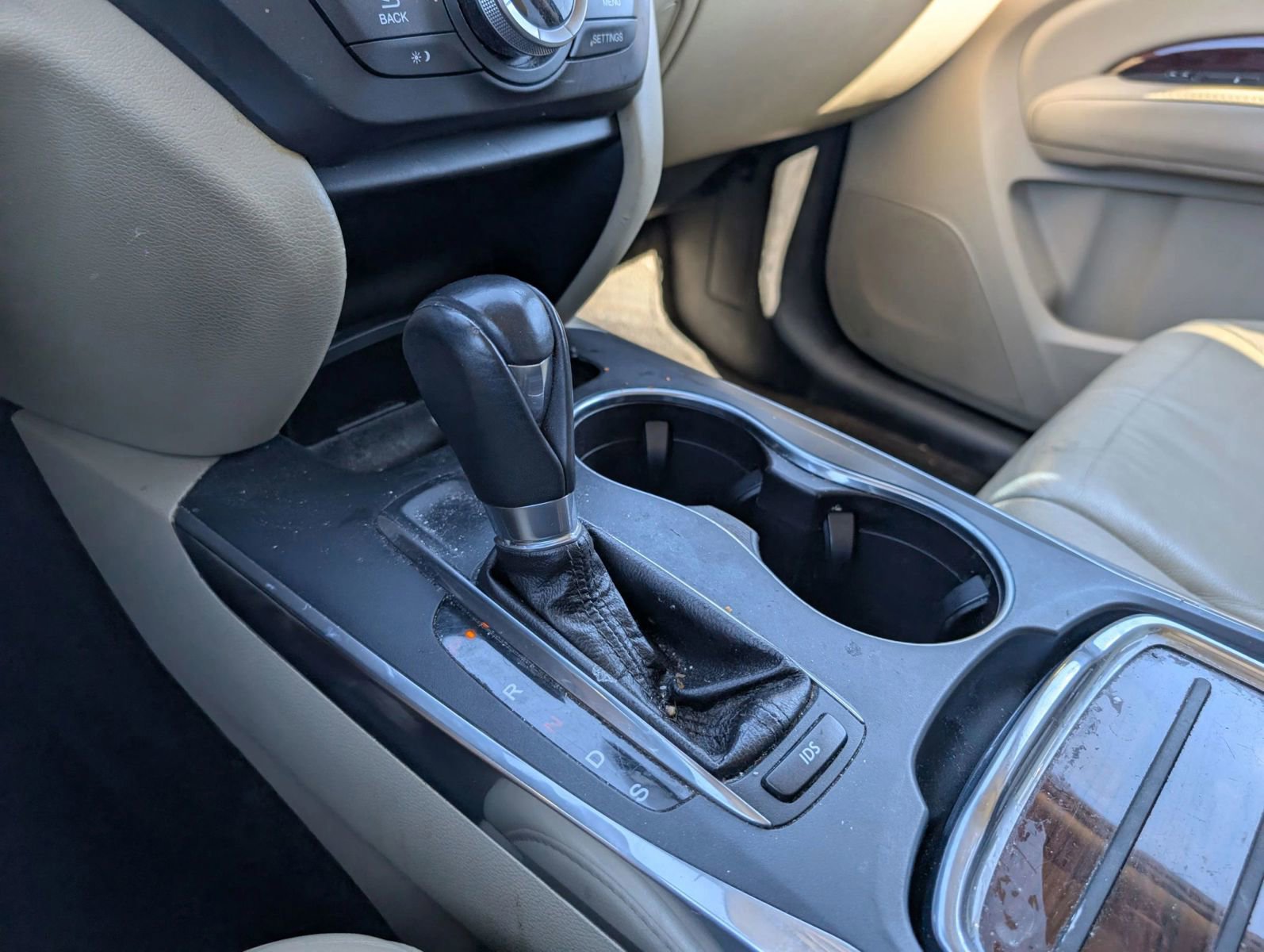 Used 2015 Acura MDX Sport Utility 4D image 27