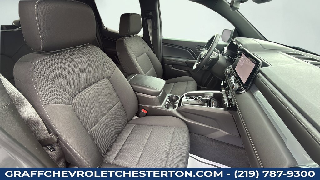 Used 2024 Chevrolet Colorado LT w/ LT Convenience Package II AWD/4WD image 35