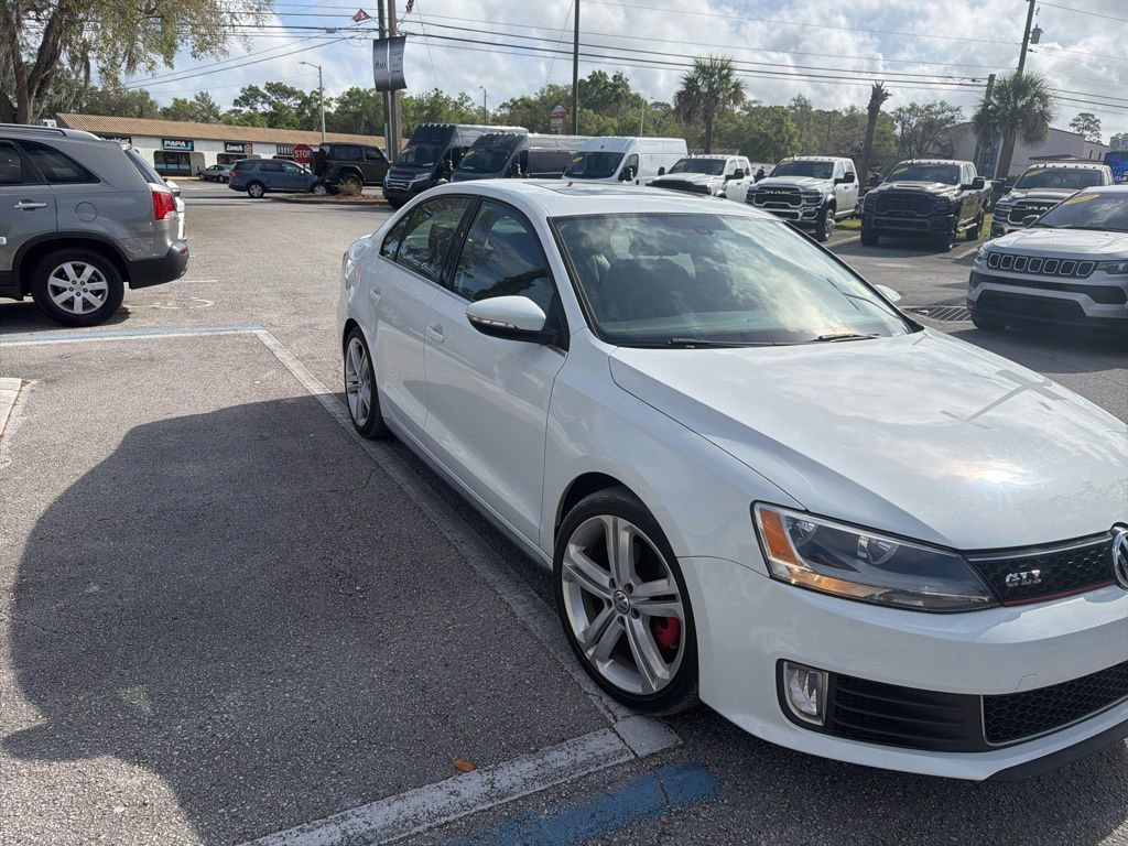 Used 2015 Volkswagen Jetta GLI SE image 3
