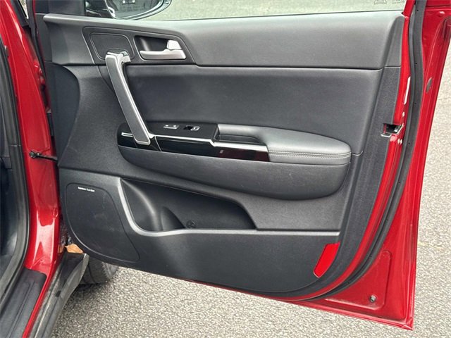 Used 2021 Kia Sportage EX w/ EX Technology Package image 8